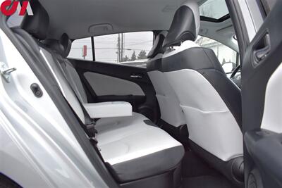 2022 Toyota Prius Limited 4dr Hatchback**BY APPOINTMENT ONLY**54 City MPG! 50 Hwy MPG! Toyota Safety Sense 2.0! Back Up Cam! Blind Spot Monitor! Lane Assist! EV/ECO/PWR Modes! Navi! Heated Leather Seats! - Photo 23 - Portland, OR 97266