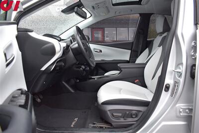 2022 Toyota Prius Limited 4dr Hatchback**BY APPOINTMENT ONLY**54 City MPG! 50 Hwy MPG! Toyota Safety Sense 2.0! Back Up Cam! Blind Spot Monitor! Lane Assist! EV/ECO/PWR Modes! Navi! Heated Leather Seats! - Photo 10 - Portland, OR 97266