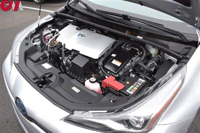 2022 Toyota Prius Limited 4dr Hatchback**BY APPOINTMENT ONLY**54 City MPG! 50 Hwy MPG! Toyota Safety Sense 2.0! Back Up Cam! Blind Spot Monitor! Lane Assist! EV/ECO/PWR Modes! Navi! Heated Leather Seats! - Photo 27 - Portland, OR 97266