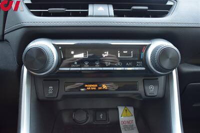 2020 Toyota RAV4 LE  AWD 4dr SUV**BY APPOINTMENT ONLY**Back Up Cam! Lane Assist! Pedestrian Detection! Android Auto & Apple CarPlay! Eco/Sport/Snow/Mud Driving Modes! Roof-Rack! - Photo 23 - Portland, OR 97266