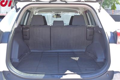 2020 Toyota RAV4 LE  AWD 4dr SUV**BY APPOINTMENT ONLY**Back Up Cam! Lane Assist! Pedestrian Detection! Android Auto & Apple CarPlay! Eco/Sport/Snow/Mud Driving Modes! Roof-Rack! - Photo 28 - Portland, OR 97266