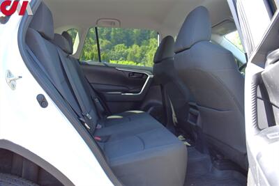 2020 Toyota RAV4 LE  AWD 4dr SUV**BY APPOINTMENT ONLY**Back Up Cam! Lane Assist! Pedestrian Detection! Android Auto & Apple CarPlay! Eco/Sport/Snow/Mud Driving Modes! Roof-Rack! - Photo 26 - Portland, OR 97266