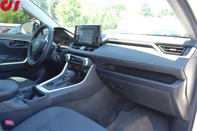 2020 Toyota RAV4 LE  AWD 4dr SUV**BY APPOINTMENT ONLY**Back Up Cam! Lane Assist! Pedestrian Detection! Android Auto & Apple CarPlay! Eco/Sport/Snow/Mud Driving Modes! Roof-Rack! - Photo 12 - Portland, OR 97266