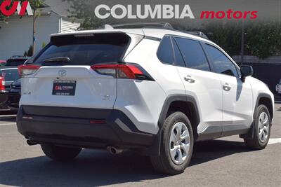 2020 Toyota RAV4 LE AWD 4dr SUV! Back Up Cam! Lane Assist! Pedestrian Detection! Android Auto & Apple CarPlay! Eco/Sport/Snow/Mud Driving Modes! Roof-Rack! - Photo 5 - Portland, OR 97266