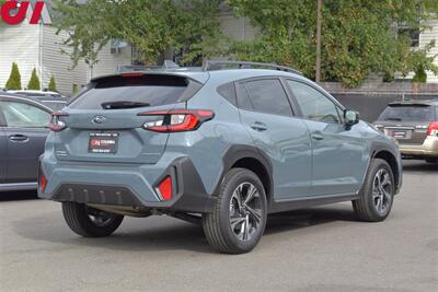 2024 Subaru Crosstrek Premium AWD 4dr Crossover**BY APPOINTMENT ONLY**EyeSight Assist! X-Mode! SI-Drive! Back-Up Camera! Apple CarPlay! Android Auto! Trunk Cargo Cover! Roof Rails! - Photo 4 - Portland, OR 97266