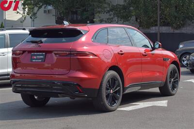2023 Jaguar F-PACE P250 S  AWD 4dr SUV! Back-Up Camera! Lane Assist! ECO-Mode! GPS Navigation! Apple CarPlay! Android Auto! Full Heated Leather Seats! Pano-Sunroof! Power Liftgate! - Photo 5 - Portland, OR 97266