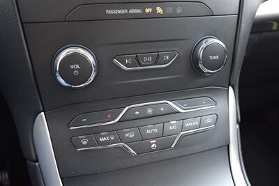 2019 Ford Edge SEL 4dr Crossover**BY APPOINTMENT ONLY** Back Up Camera! Blind Spot Monitor! Lane Assist! Collision Mitigation System! Bluetooth Connectivity! Auto-Stop/Start Tech! - Photo 20 - Portland, OR 97266