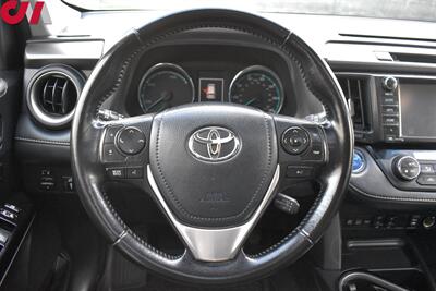 2016 Toyota RAV4 Hybrid Limited  AWD 4dr SUV! Toyota Safety Sense: Pre-Collision System! Blind Spot Monitor! Cross Traffic Alert & Lane Assist! Back Up Cam! Bluetooth! Eco & Sport Modes! Heated Leather Seats! Sunroof! Roof-Rack! - Photo 14 - Portland, OR 97266