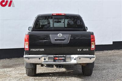 2016 Nissan Frontier SV  4x4 4dr Crew Cab 5 ft. SB Pickup 5A! Rear View Camera! Parking Assist! Bluetooth & Aux! Hill Descent Control! 4H & 4L! Heated Seats! Bedside Rails! - Photo 4 - Portland, OR 97266