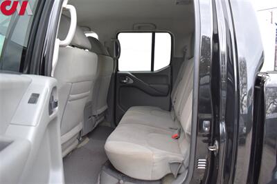 2016 Nissan Frontier SV  4x4 4dr Crew Cab 5 ft. SB Pickup 5A! Rear View Camera! Parking Assist! Bluetooth & Aux! Hill Descent Control! 4H & 4L! Heated Seats! Bedside Rails! - Photo 24 - Portland, OR 97266