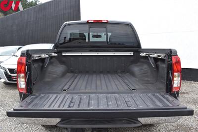 2016 Nissan Frontier SV  4x4 4dr Crew Cab 5 ft. SB Pickup 5A! Rear View Camera! Parking Assist! Bluetooth & Aux! Hill Descent Control! 4H & 4L! Heated Seats! Bedside Rails! - Photo 27 - Portland, OR 97266