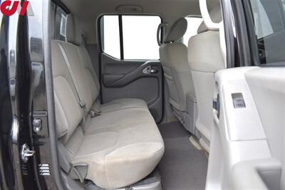 2016 Nissan Frontier SV  4x4 4dr Crew Cab 5 ft. SB Pickup 5A! Rear View Camera! Parking Assist! Bluetooth & Aux! Hill Descent Control! 4H & 4L! Heated Seats! Bedside Rails! - Photo 25 - Portland, OR 97266