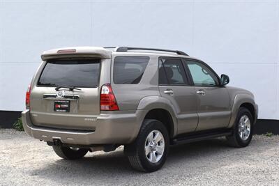 2008 Toyota 4Runner SR5 4X4 4dr SUV (4.0L V6)! Locking Center Differential! Multi-Mode Four Wheel Drive! Cruise Control! Traction Control! AM/FM/ CD w/6 Speakers! Tow Hitch! Roof Rack! Sunroof! - Photo 5 - Portland, OR 97266