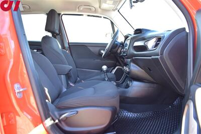2017 Jeep Renegade Sport  4dr SUV! 6 Speed Manual! Electronic Parking Brake! USB & Auxiliary Ports! Traction Control! All Weather Floor Mats! Roof Rails! - Photo 22 - Portland, OR 97266