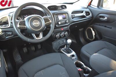 2017 Jeep Renegade Sport  4dr SUV! 6 Speed Manual! Electronic Parking Brake! USB & Auxiliary Ports! Traction Control! All Weather Floor Mats! Roof Rails! - Photo 3 - Portland, OR 97266
