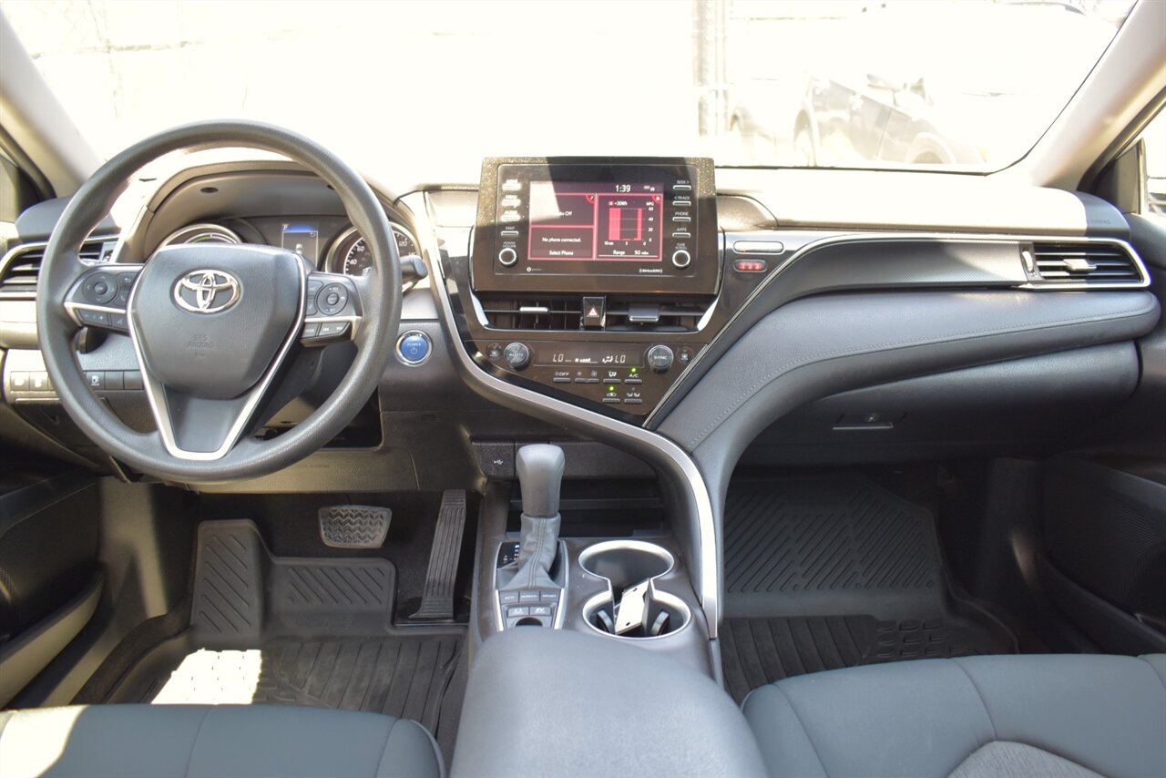 2021 Toyota Camry Hybrid LE 4dr Sedan! 51 City MPG! 53 Hwy MPG! Toyota Safety Sense 2.5! Back Up Camera! Lane Assist! Full-Speed Dynamic Radar Cruise Control! Pedestrian Detection! Android Auto & Apple CarPlay! - Photo 13 - Portland, OR 97266