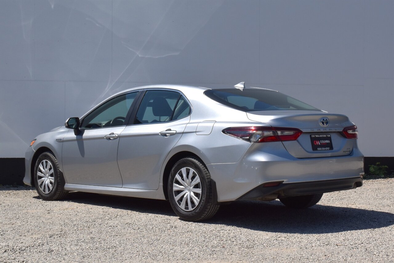 2021 Toyota Camry Hybrid LE 4dr Sedan! 51 City MPG! 53 Hwy MPG! Toyota Safety Sense 2.5! Back Up Camera! Lane Assist! Full-Speed Dynamic Radar Cruise Control! Pedestrian Detection! Android Auto & Apple CarPlay! - Photo 2 - Portland, OR 97266