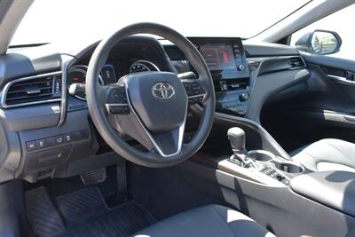 2021 Toyota Camry Hybrid LE 4dr Sedan! 51 City MPG! 53 Hwy MPG! Toyota Safety Sense 2.5! Back Up Camera! Lane Assist! Full-Speed Dynamic Radar Cruise Control! Pedestrian Detection! Android Auto & Apple CarPlay! - Photo 3 - Portland, OR 97266