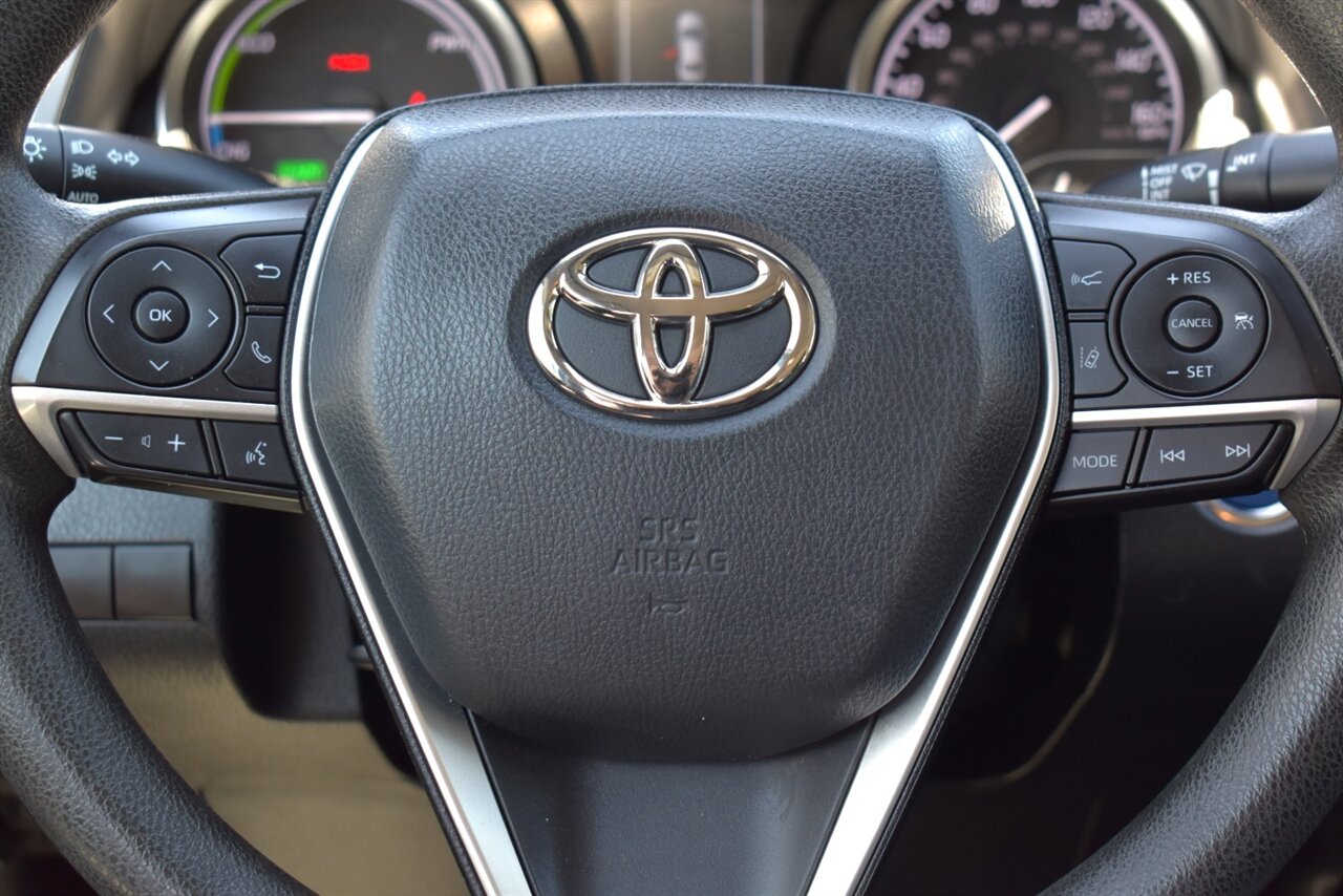 2021 Toyota Camry Hybrid LE 4dr Sedan! 51 City MPG! 53 Hwy MPG! Toyota Safety Sense 2.5! Back Up Camera! Lane Assist! Full-Speed Dynamic Radar Cruise Control! Pedestrian Detection! Android Auto & Apple CarPlay! - Photo 15 - Portland, OR 97266