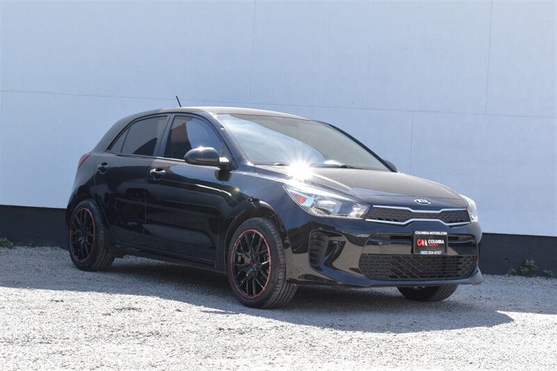 2019 Kia Rio 5-Door S  4dr Wagon! 28 City MPG! 37 Hwy MPG! Back Up Camera! Sport Mode! Cruise Control! Touchscreen Infotainment System!  Apple CarPlay! Android Auto!