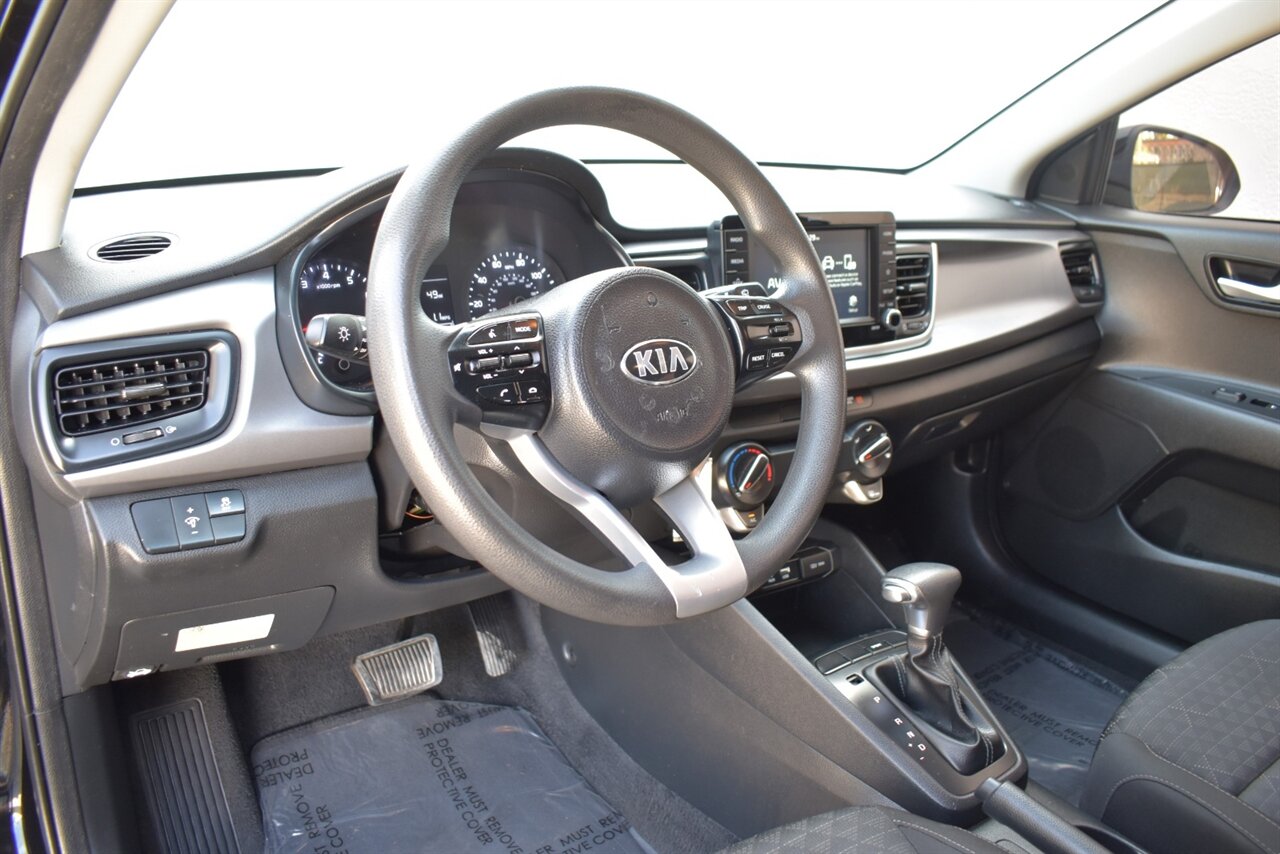 2019 Kia Rio 5-Door S 4dr Wagon! 28 City MPG! 37 Hwy MPG! Back Up Camera! Sport Mode! Cruise Control! Touchscreen Infotainment System! Apple CarPlay! Android Auto! - Photo 3 - Portland, OR 97266