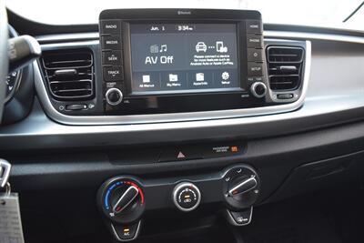 2019 Kia Rio 5-Door S 4dr Wagon! 28 City MPG! 37 Hwy MPG! Back Up Camera! Sport Mode! Cruise Control! Touchscreen Infotainment System! Apple CarPlay! Android Auto! - Photo 19 - Portland, OR 97266
