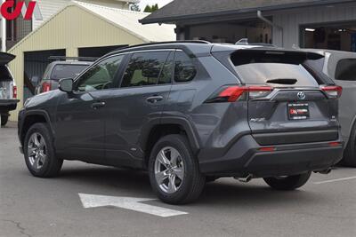 2022 Toyota RAV4 Hybrid LE  AWD 4dr SUV**BY APPOINTMENT ONLY**Rear View Camera! Adaptive Cruise Control! Lane Assist! Bluetooth! Trail/Sport/Eco/EV Modes! - Photo 2 - Portland, OR 97266