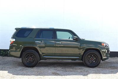 2022 Toyota 4Runner Limited AWD 4dr SUV! Back Up Camera! Blind Spot Monitor! Lane Assist! Pedestrian Detection! Navigation! Heated & Ventilated Leather Seats! Full-Time 4WD! Locking Center Differential! Tow Pkg! Sunroof! - Photo 6 - Portland, OR 97266