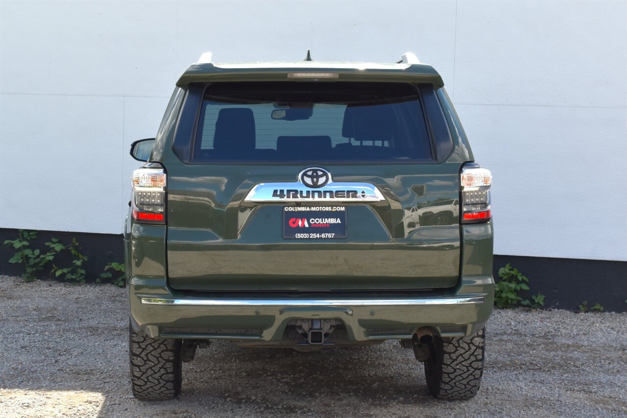 2022 Toyota 4Runner Limited AWD 4dr SUV! Back Up Camera! Blind Spot Monitor! Lane Assist! Pedestrian Detection! Navigation! Heated & Ventilated Leather Seats! Full-Time 4WD! Locking Center Differential! Tow Pkg! Sunroof! - Photo 4 - Portland, OR 97266