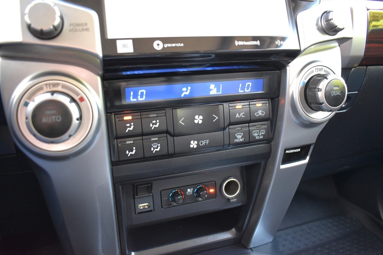 2022 Toyota 4Runner Limited AWD 4dr SUV! Back Up Camera! Blind Spot Monitor! Lane Assist! Pedestrian Detection! Navigation! Heated & Ventilated Leather Seats! Full-Time 4WD! Locking Center Differential! Tow Pkg! Sunroof! - Photo 26 - Portland, OR 97266