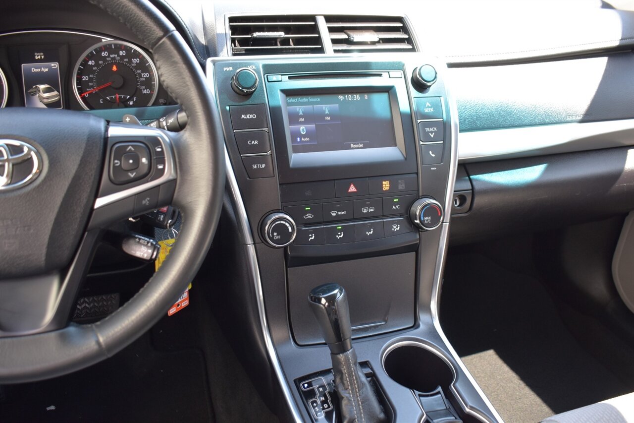 2017 Toyota Camry SE 4dr Sedan! **BY APPOINTMENT ONLY** Toyota Safety Sense 2.5! Back Up Camera! Cruise Control! Bluetooth Connectivity! - Photo 19 - Portland, OR 97266