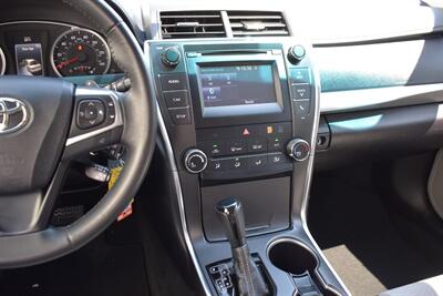2017 Toyota Camry SE 4dr Sedan! **BY APPOINTMENT ONLY** Toyota Safety Sense 2.5! Back Up Camera! Cruise Control! Bluetooth Connectivity! - Photo 19 - Portland, OR 97266