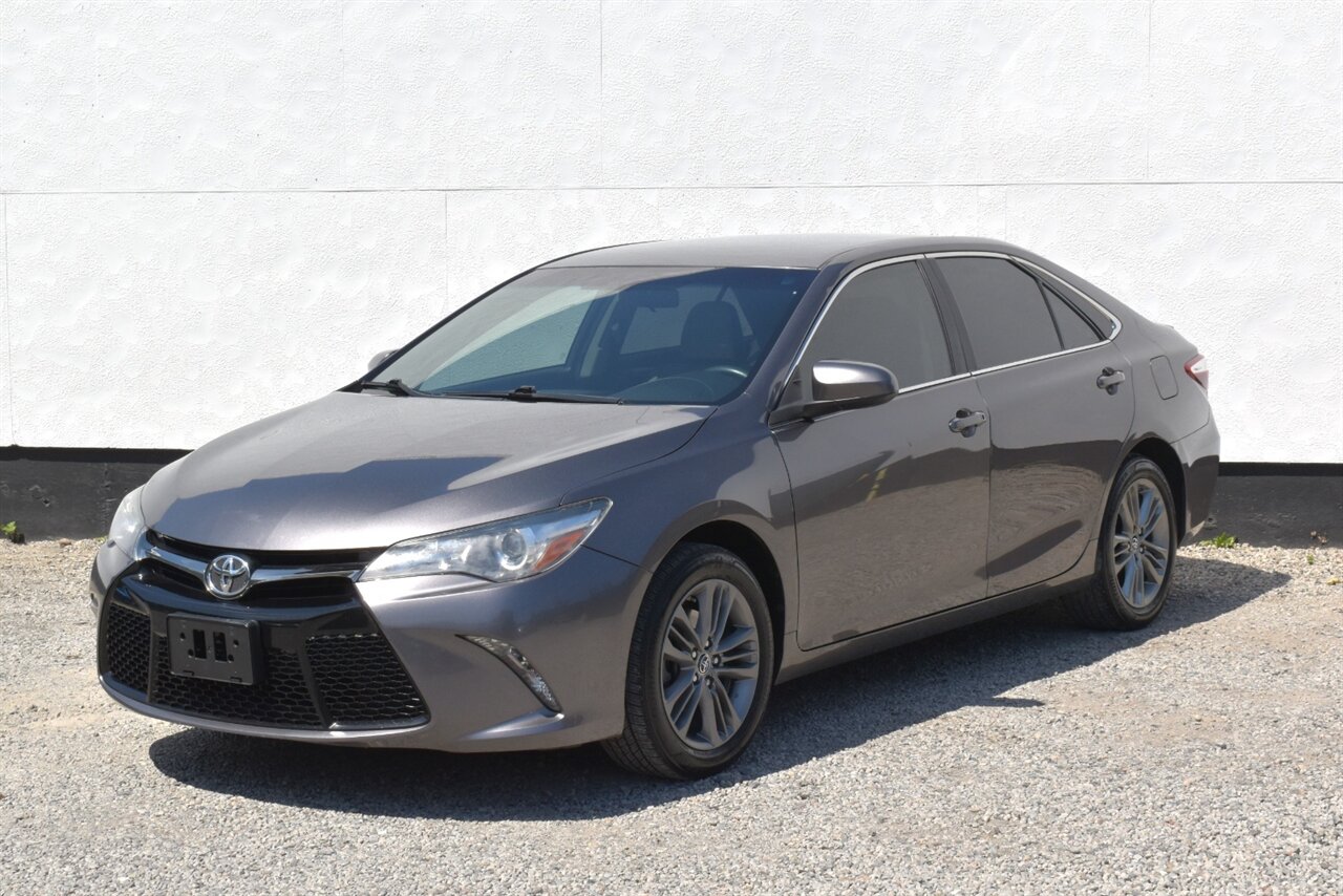 2017 Toyota Camry SE 4dr Sedan! **BY APPOINTMENT ONLY** Toyota Safety Sense 2.5! Back Up Camera! Cruise Control! Bluetooth Connectivity! - Photo 8 - Portland, OR 97266