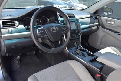 2017 Toyota Camry SE 4dr Sedan! **BY APPOINTMENT ONLY** Toyota Safety Sense 2.5! Back Up Camera! Cruise Control! Bluetooth Connectivity! - Photo 3 - Portland, OR 97266