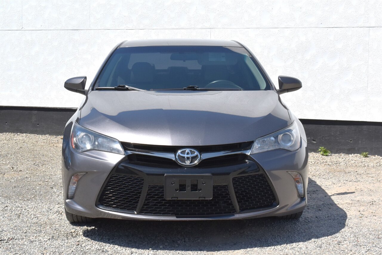 2017 Toyota Camry SE 4dr Sedan! **BY APPOINTMENT ONLY** Toyota Safety Sense 2.5! Back Up Camera! Cruise Control! Bluetooth Connectivity! - Photo 7 - Portland, OR 97266