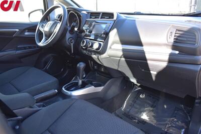 2020 Honda Fit LX  4dr Hatchback CVT! Back-Up Camera! Bluetooth w/ Steering Wheel Controls! ECON Mode! 33MPG City! 40MPG Hwy! Cruise Control! All Weather Floor Mats! - Photo 11 - Portland, OR 97266