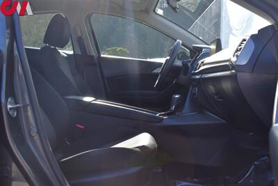 2017 Mazda Mazda3 Sport  4dr Sedan! 28 City Mpg! 37 Hwy Mpg! Back Up Camera! Navigation! Sport Drive Mode! Bluetooth w/Voice Activation! - Photo 26 - Portland, OR 97266