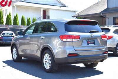 2016 Kia Sorento LX  AWD 4dr SUV! Sport & Eco Modes! Back Up Camera! Bluetooth w/Voice Activation! Center Differential Lock! - Photo 2 - Portland, OR 97266