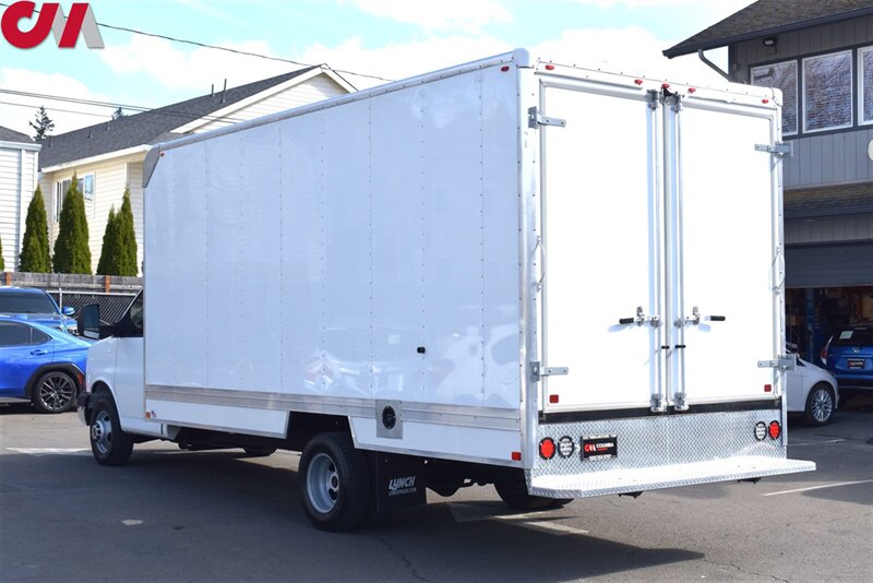 2023 GMC Savana 4500  2dr 177 in. WB Cutaway Chassis **BY APPOINTMENT ONLY** Back-Up Cam! Cargo Dimensions (17 ft) x (6.6 ft)! Bluetooth w/Voice Activation!