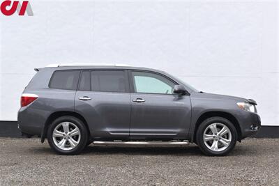 2010 Toyota Highlander Limited AWD 4dr SUV**BY APPOINTMENT ONLY**3rd Row Seats! Back Up Camera! Heated Leather Seats! Tow Pkg! Powered Liftgate! Sunroof! All Weather Floor Mats! - Photo 6 - Portland, OR 97266