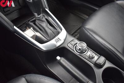 2019 Toyota Yaris XLE  4dr Sedan! Front Wheel Drive! Low-Speed Pre-Collision System! Stability Control! ABS Brakes! Backup Camera! 7 " Touchscreen Display! Bluetooth Hands-Free! - Photo 22 - Portland, OR 97266