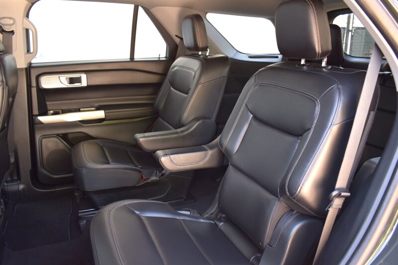 2024 Ford Explorer XLT AWD 4dr SUV**BY APPOINTMENT ONLY** Back Up Camera! Blind Spot Assist! Lane Keeping Assist! Pre-Collision Assist! Drive Modes! Heated Seats! Heated Steering Wheel! Apple CarPlay! Android Auto! - Photo 28 - Portland, OR 97266