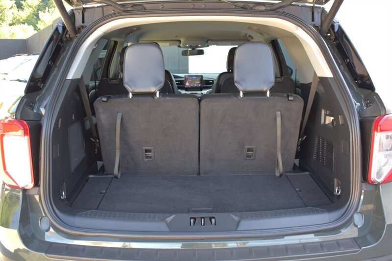 2024 Ford Explorer XLT AWD 4dr SUV**BY APPOINTMENT ONLY** Back Up Camera! Blind Spot Assist! Lane Keeping Assist! Pre-Collision Assist! Drive Modes! Heated Seats! Heated Steering Wheel! Apple CarPlay! Android Auto! - Photo 30 - Portland, OR 97266