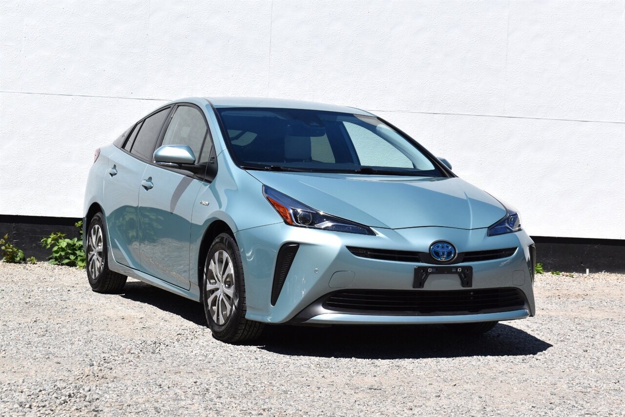 2021 Toyota Prius Limited  4dr Hatchback**BY APPOINTMENT ONLY** 54 City MPG! 50 Hwy MPG! Back Up Camera! Adaptive Cruise Control! Blind Spot Monitoring! JBL Premium Audio! Navigation! Heated SofTex Seats! Apple Carplay! - Photo 1 - Portland, OR 97266