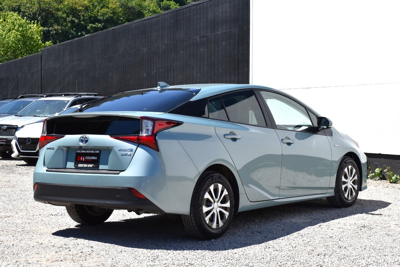 2021 Toyota Prius Limited 4dr Hatchback**BY APPOINTMENT ONLY** 54 City MPG! 50 Hwy MPG! Back Up Camera! Adaptive Cruise Control! Blind Spot Monitoring! JBL Premium Audio! Navigation! Heated SofTex Seats! Apple Carplay! - Photo 5 - Portland, OR 97266