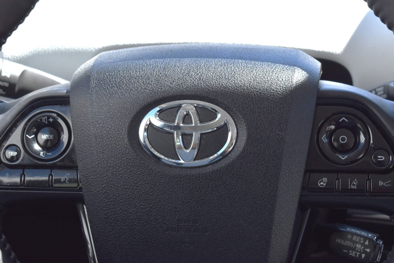 2021 Toyota Prius Limited 4dr Hatchback**BY APPOINTMENT ONLY** 54 City MPG! 50 Hwy MPG! Back Up Camera! Adaptive Cruise Control! Blind Spot Monitoring! JBL Premium Audio! Navigation! Heated SofTex Seats! Apple Carplay! - Photo 14 - Portland, OR 97266