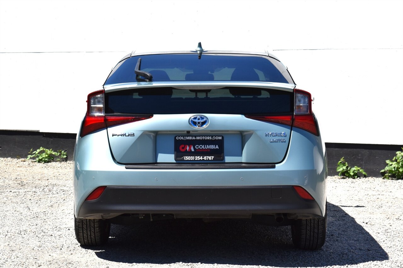 2021 Toyota Prius Limited 4dr Hatchback**BY APPOINTMENT ONLY** 54 City MPG! 50 Hwy MPG! Back Up Camera! Adaptive Cruise Control! Blind Spot Monitoring! JBL Premium Audio! Navigation! Heated SofTex Seats! Apple Carplay! - Photo 4 - Portland, OR 97266