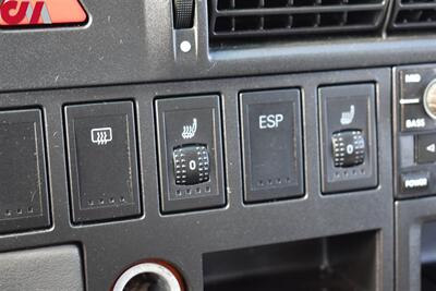 2002 Volkswagen EuroVan MV  3dr Mini-Van**BY APPOINTMENT ONLY** WESTFALIA Pop-Top Roof Camper! Dinette Layout! Fold out Table! Folding Bench Bed! Heated Seats! - Photo 19 - Portland, OR 97266