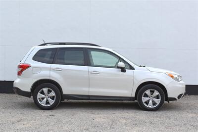 2015 Subaru Forester 2.5i Premium AWD 4dr Wagon CVT! Back Up Camera! Traction Control! Bluetooth Connectivity! Heated Seats! Pano-Sunroof! All Weather Mats! Roof-Rails! - Photo 6 - Portland, OR 97266