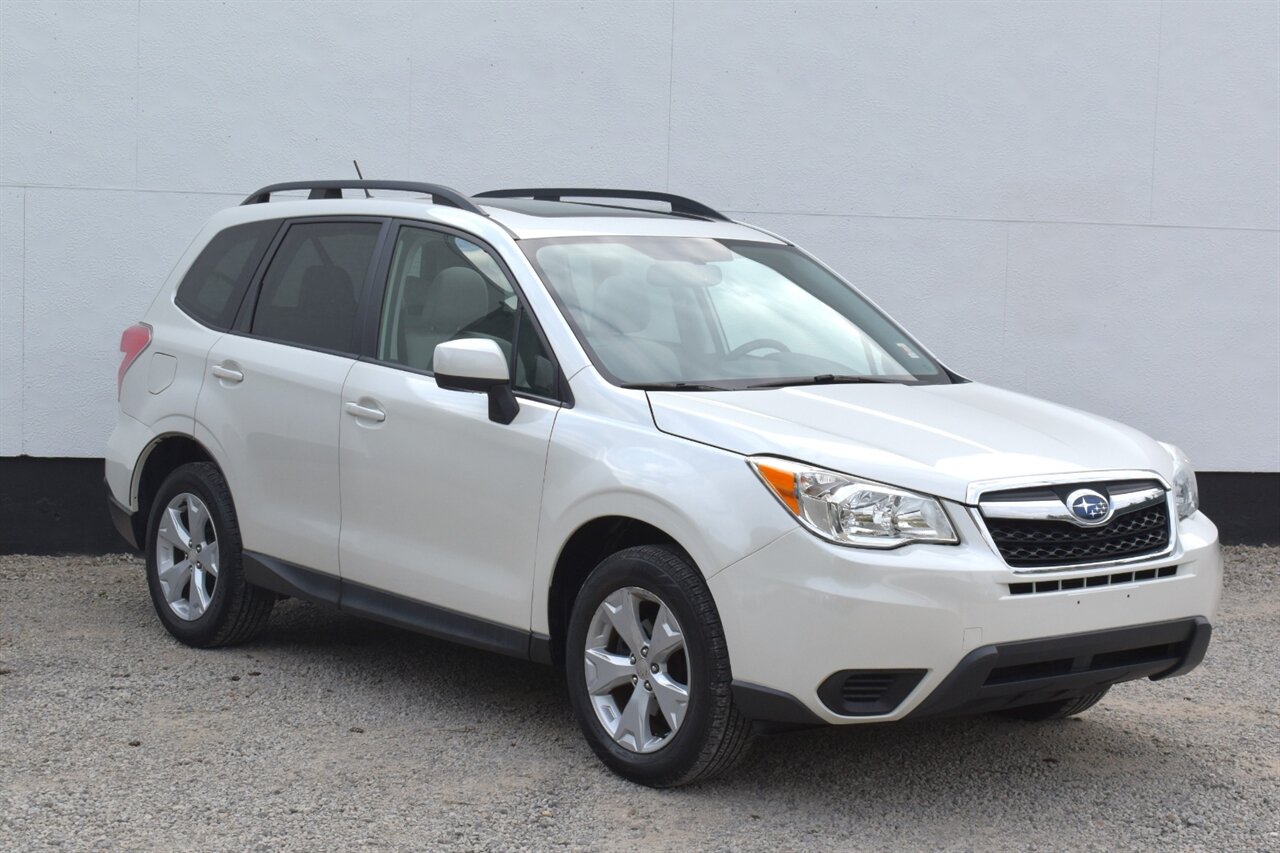 2015 Subaru Forester 2.5i Premium  AWD 4dr Wagon CVT! Back Up Camera! Traction Control! Bluetooth Connectivity! Heated Seats! Pano-Sunroof! All Weather Mats! Roof-Rails! - Photo 1 - Portland, OR 97266